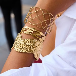 Stainless steel hammered cut-out bracelet three-layer small fish opening bracelet for women
