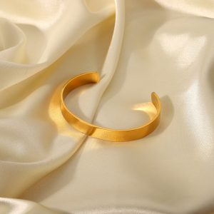18K gold stainless steel glossy wide bracelet simple style women's bracelet