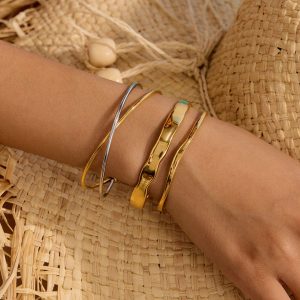 Stainless steel cross bracelet bracelet hand